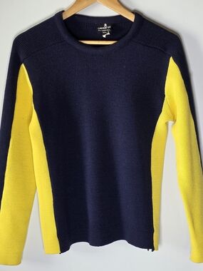 VTG Demetre Navy and Yellow Colorblock Crew Sweater virgin Wool Size Medium